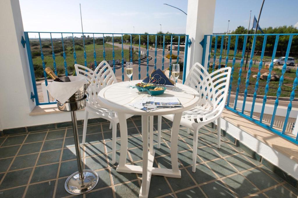 Gigli Hotel Salento Marina Di Pescoluse Exterior foto