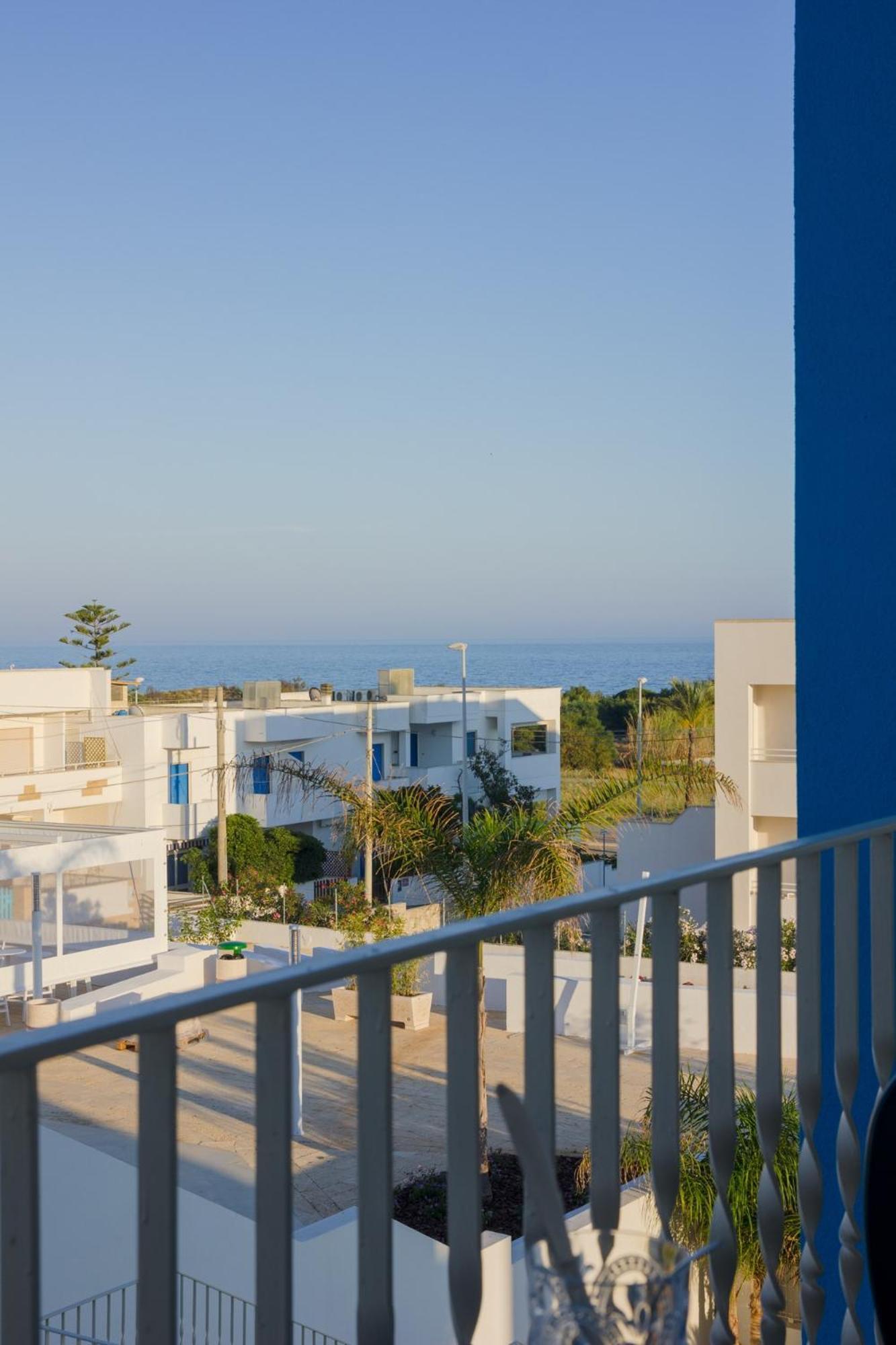 Gigli Hotel Salento Marina Di Pescoluse Zimmer foto