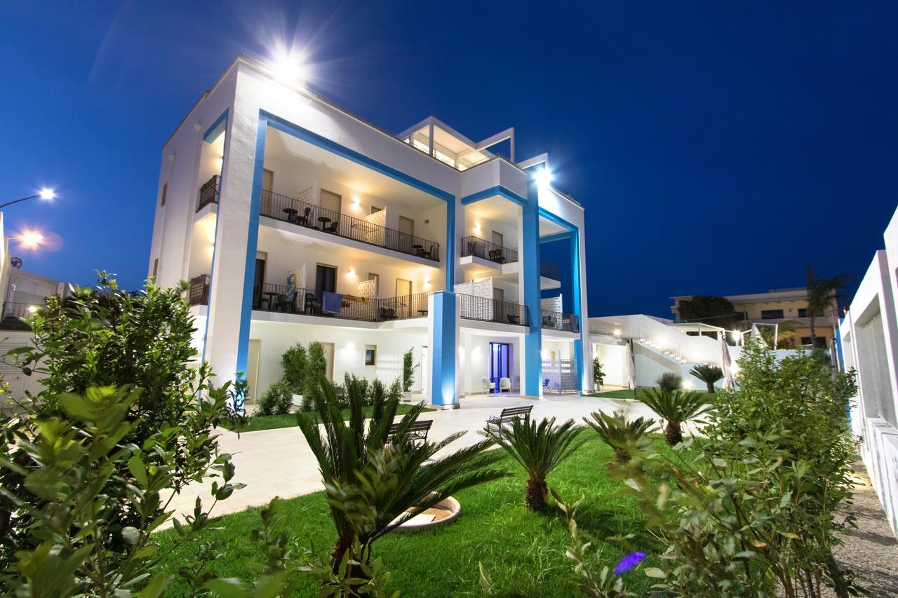 Gigli Hotel Salento Marina Di Pescoluse Exterior foto