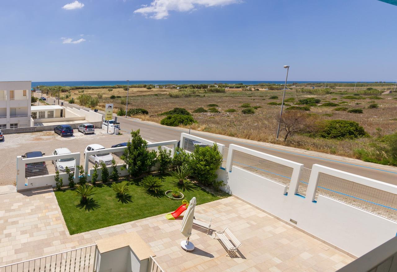 Gigli Hotel Salento Marina Di Pescoluse Exterior foto